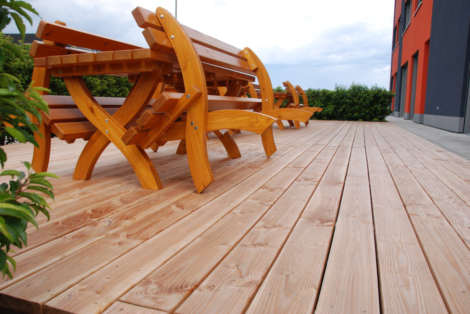 Holz – Weizel Gartenbau