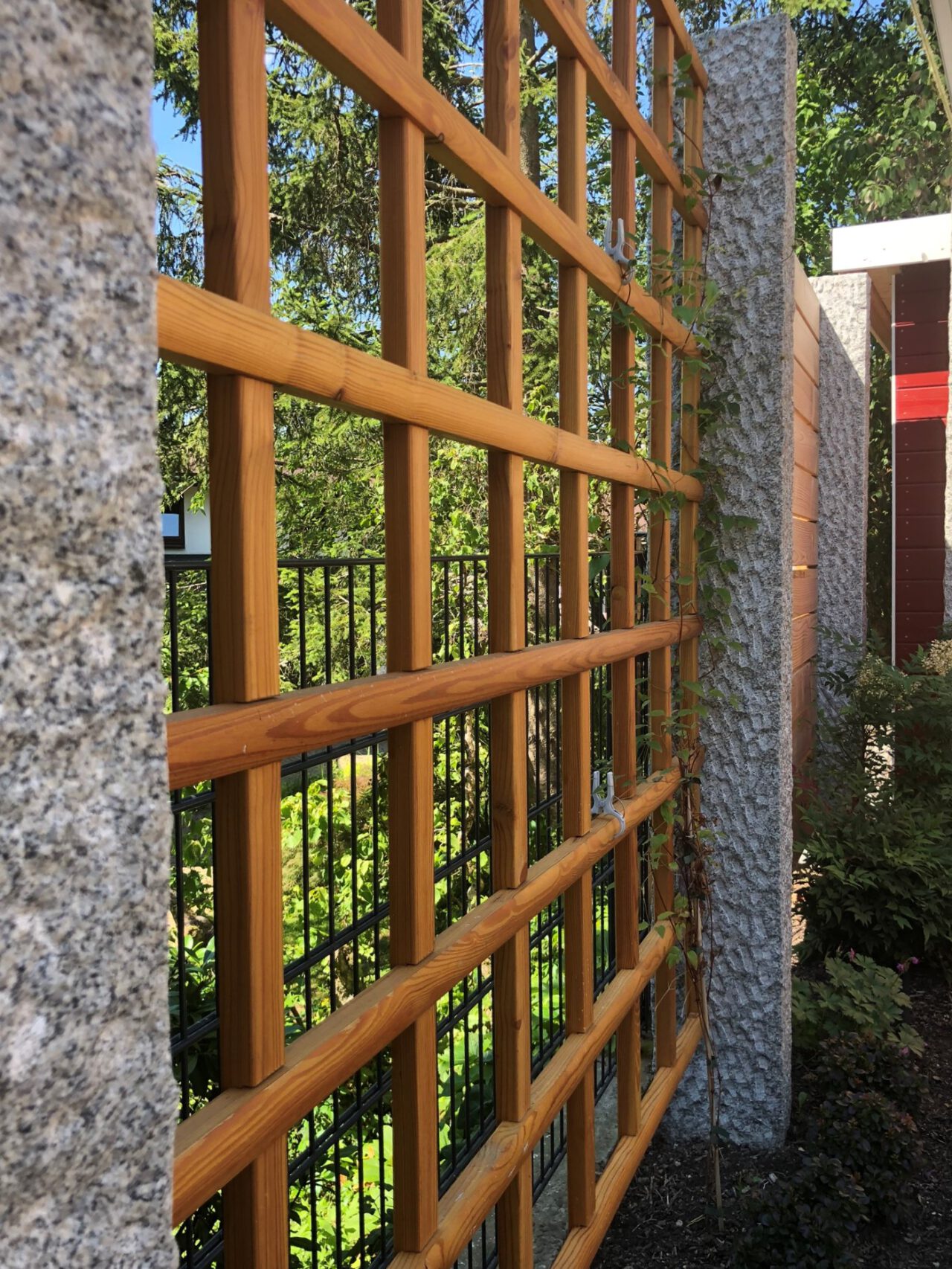 Holz – Weizel Gartenbau